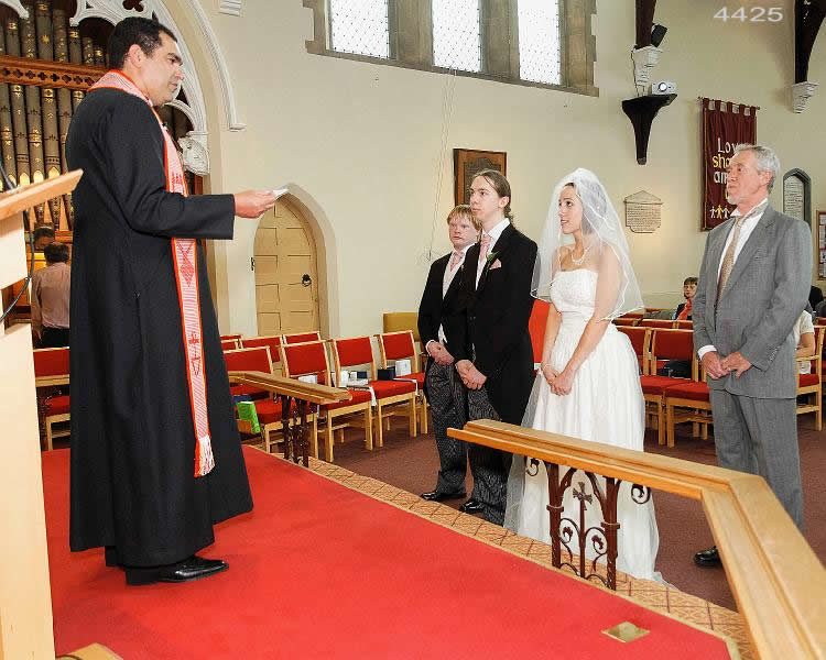 RM1_080705-4425_fL.jpg - Wedding of Jocelyn and Anthony at Tewkesbury Methodist Church: 05-07-08